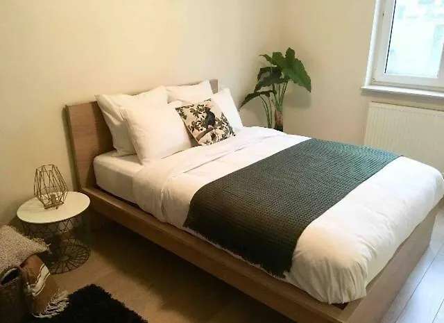 Modern 100m2 Flat 2mn Walking From Train Station In City Center, Free Parking -2a