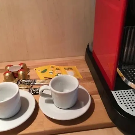 Modern 100m2 Flat 2mn Walking From Train Station In City Center, Free Parking -2a Appartement